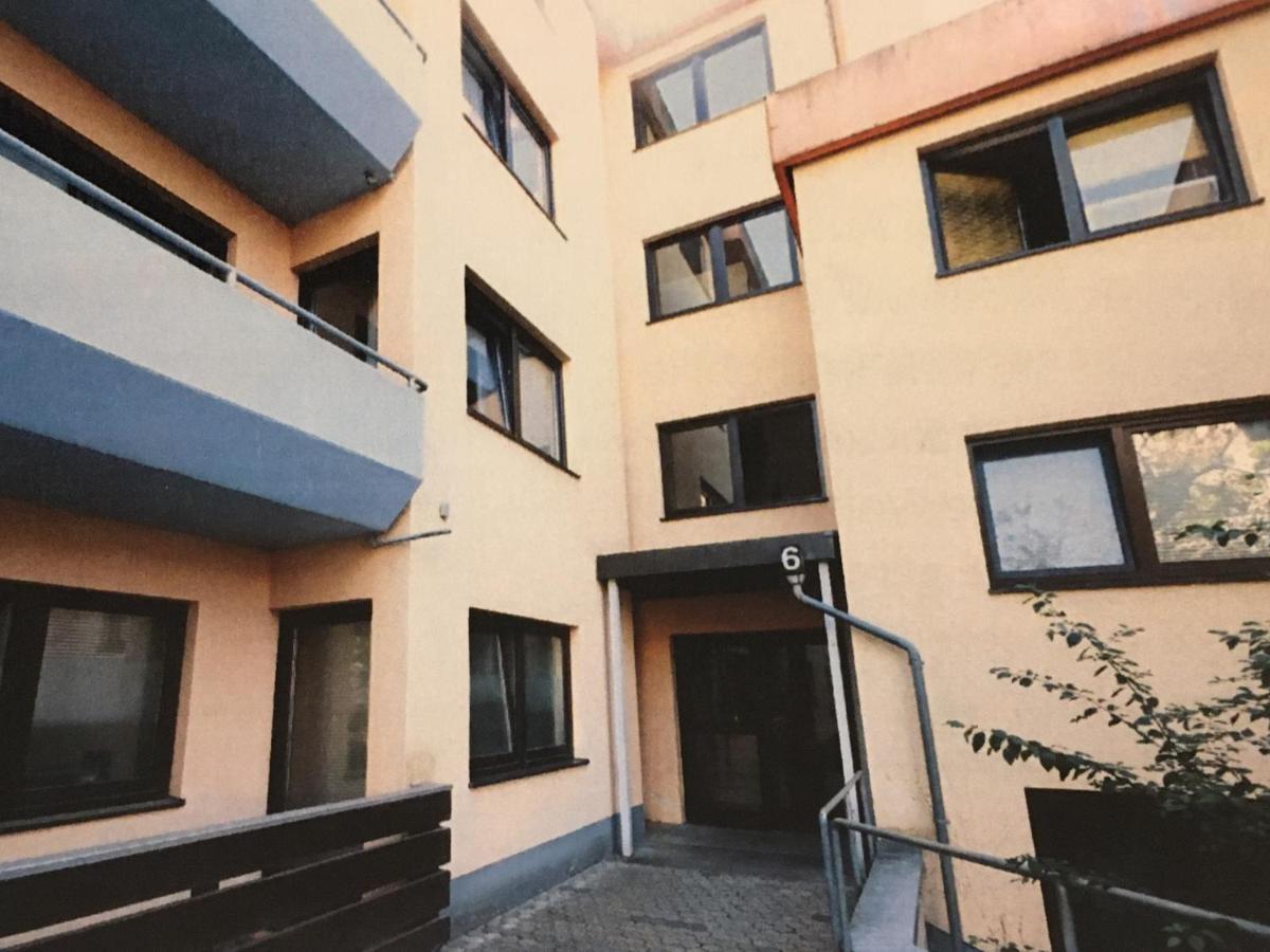 Zwei Zimmer Appartment Mit Balkon Und Stellplatz Voll Moebliert Trier Exterior foto